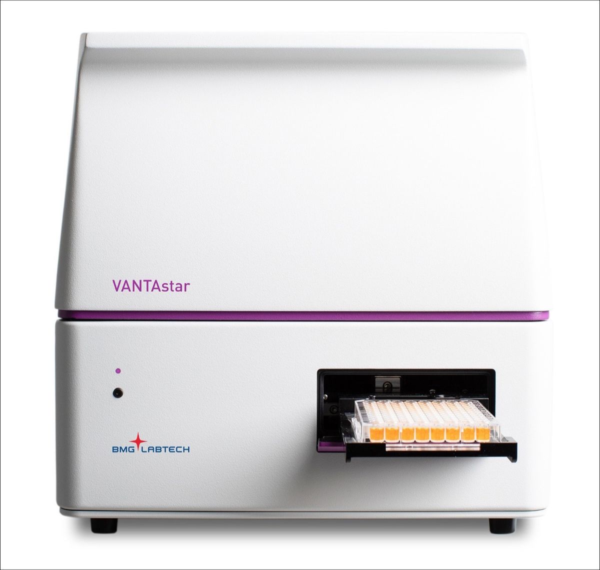A photo of the VANTAstar® ejecting a microplate containing samples.